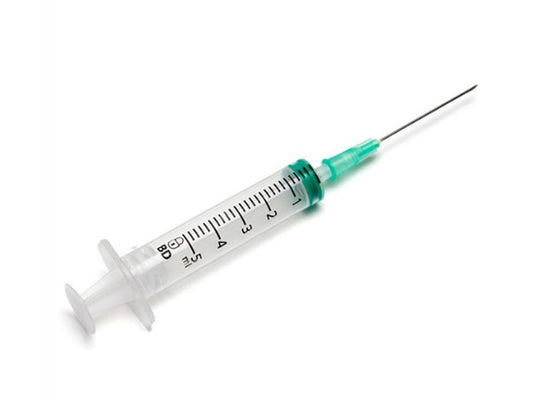 SIRINGA BD EMERALD CON AGO 21G - 5 ml Luer Slip centrale